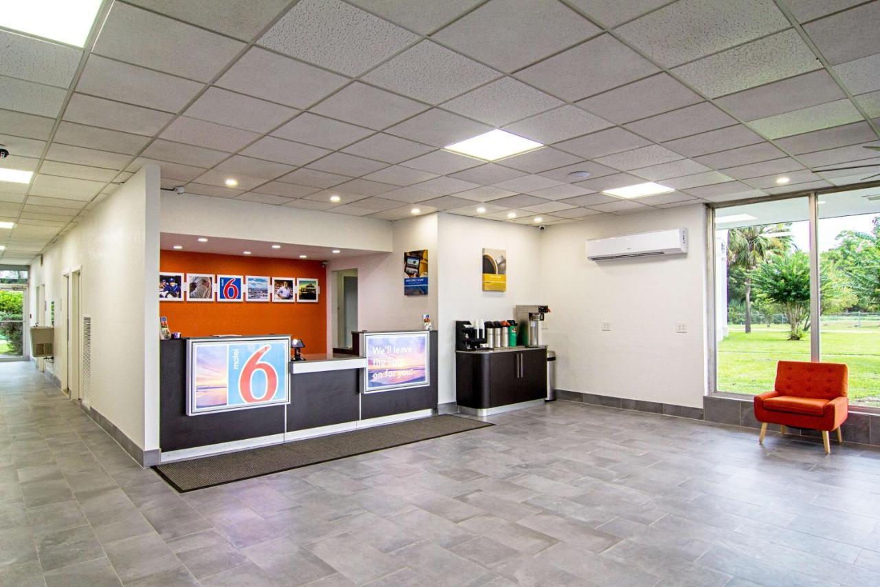 Motel 6-Starke, Fl Экстерьер фото