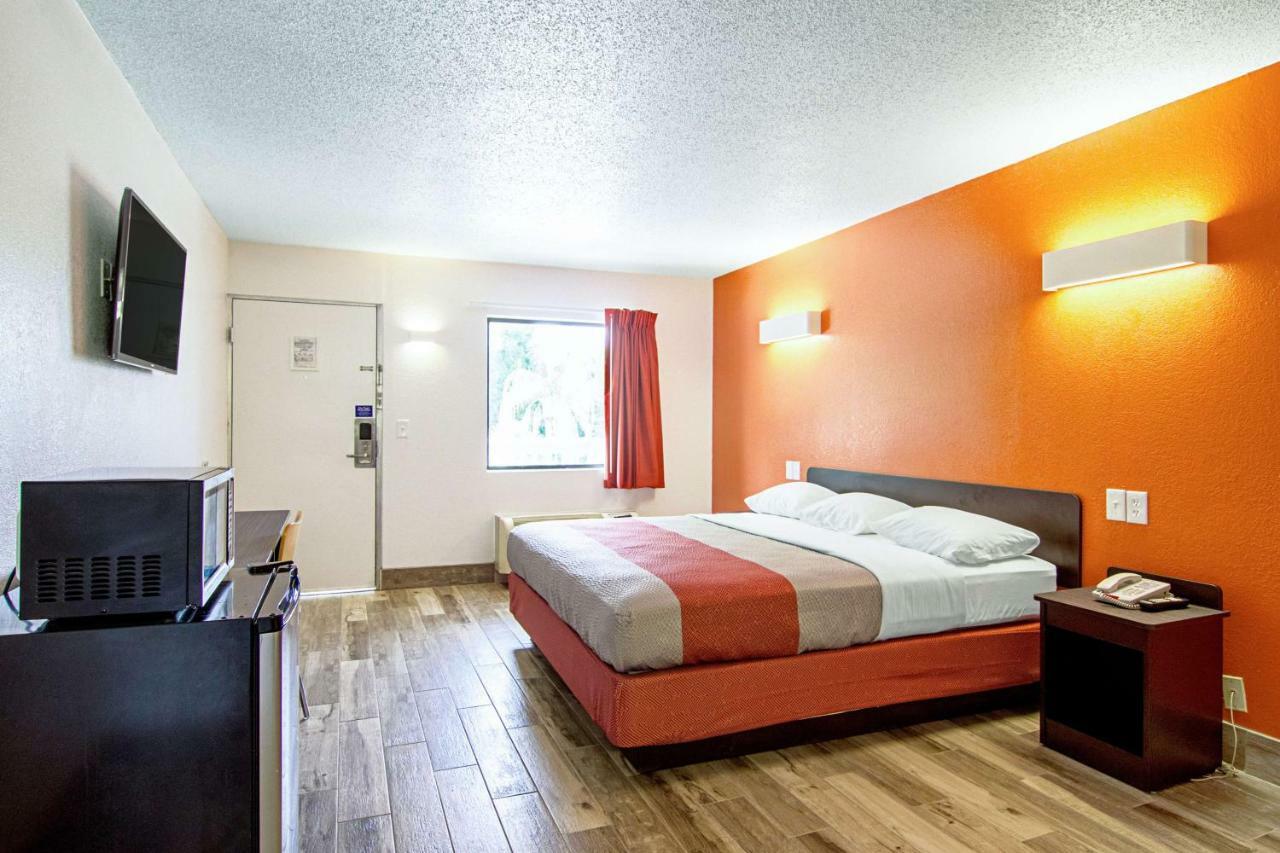 Motel 6-Starke, Fl Экстерьер фото