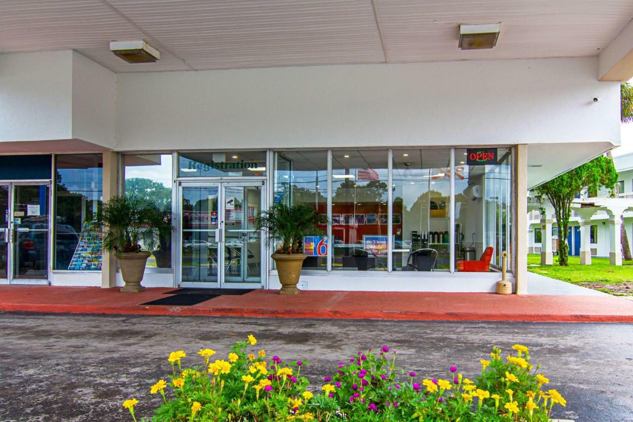 Motel 6-Starke, Fl Экстерьер фото